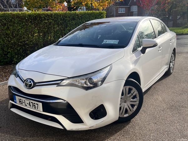 Toyota Avensis Saloon, Diesel, 2016, White
