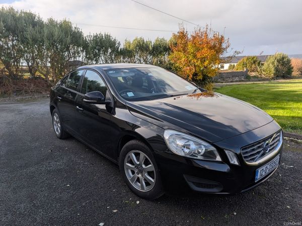 Volvo S60 Saloon, Diesel, 2012, Black