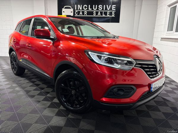 Renault Kadjar SUV, Petrol, 2022, Red