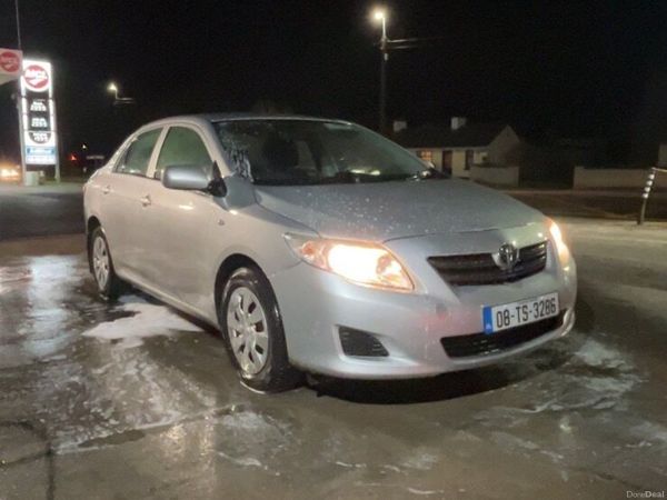 Toyota Corolla Saloon, Petrol, 2008, Silver