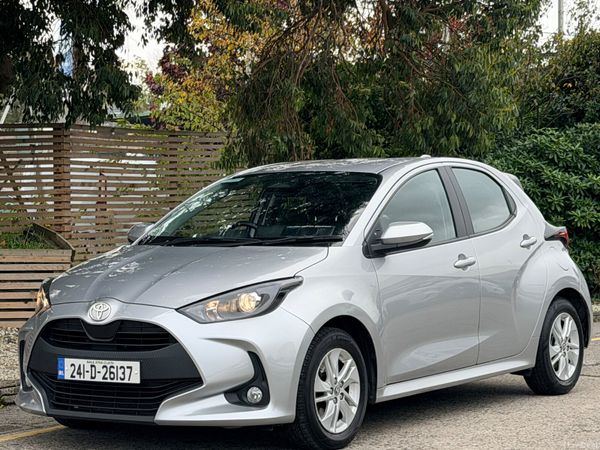 Toyota Yaris Hatchback, Petrol Hybrid, 2024, Grey