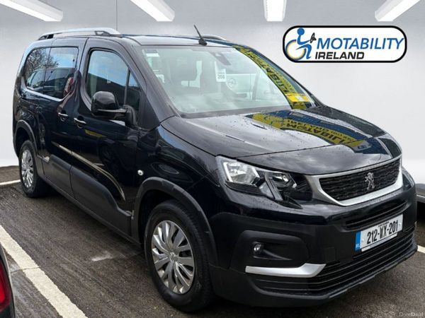 Peugeot Rifter MPV, Diesel, 2021, Black