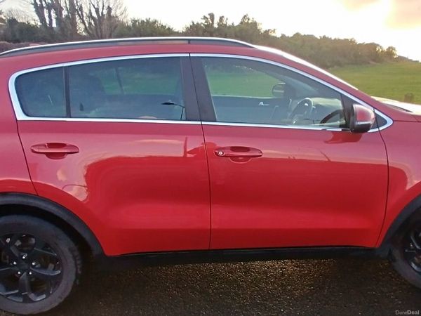 Kia Sportage SUV, Diesel Hybrid, 2021, Red