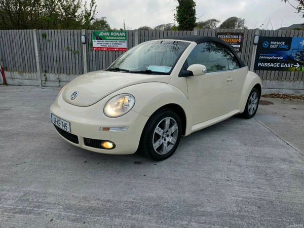Volkswagen Beetle Convertible, Petrol, 2008, Beige