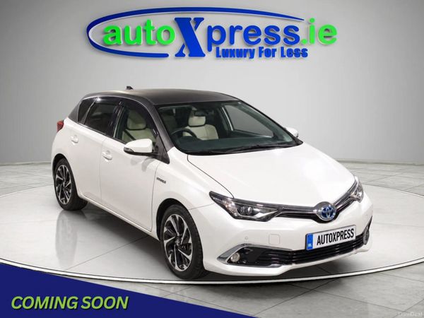 Toyota Auris Saloon, Petrol Hybrid, 2017, White