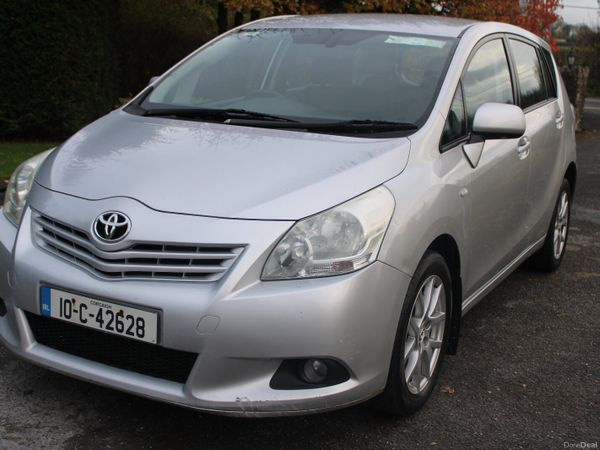 Toyota Verso MPV, Diesel, 2010, Silver