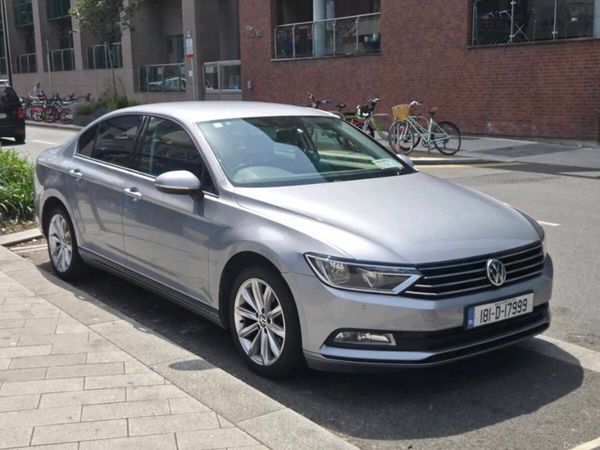 Volkswagen Passat Saloon, Diesel, 2018, Grey