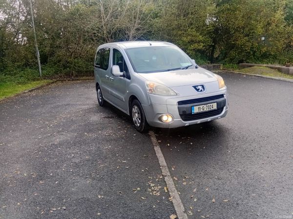 Peugeot Partner Tepee MPV, Diesel, 2011, Silver