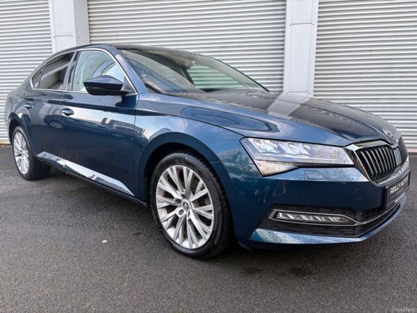 Skoda Superb Hatchback, Diesel, 2024, Blue