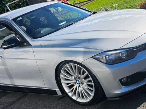 BMW 3-Series Saloon, Diesel, 2013, Silver