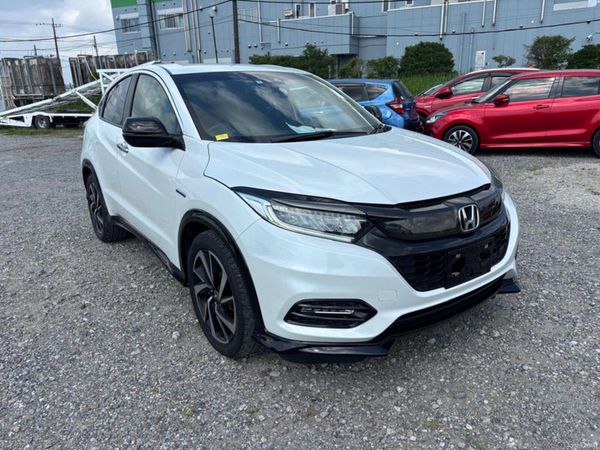 Honda Vezel SUV, Petrol Hybrid, 2018, White