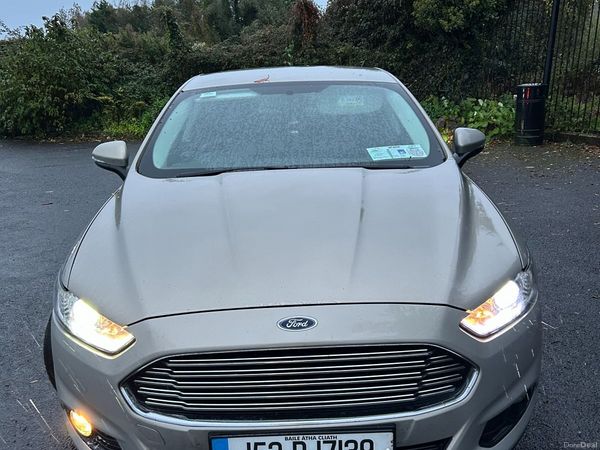 Ford Mondeo Hatchback, Diesel, 2015, Silver