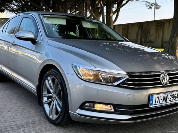 Volkswagen Passat Saloon, Diesel, 2017, Silver