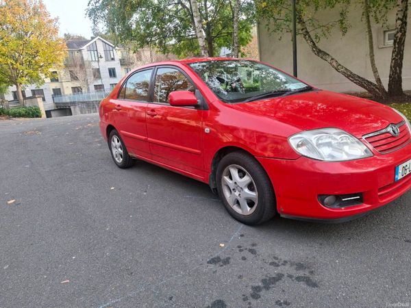 Toyota Corolla Saloon, Petrol, 2006, Red