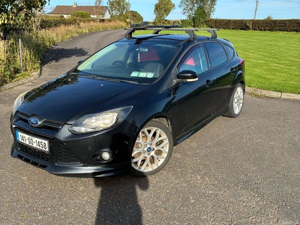 Ford Focus Hatchback, Diesel, 2014, Black