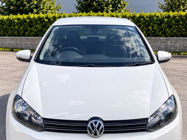 Volkswagen Golf Hatchback, Petrol, 2011, White