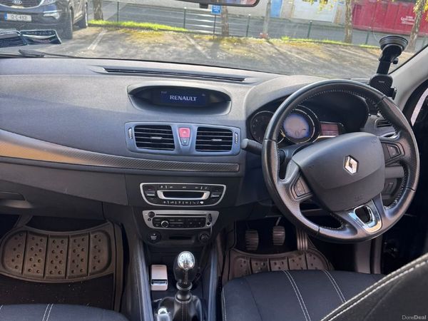 Renault Fluence Saloon, Diesel, 2014, Black