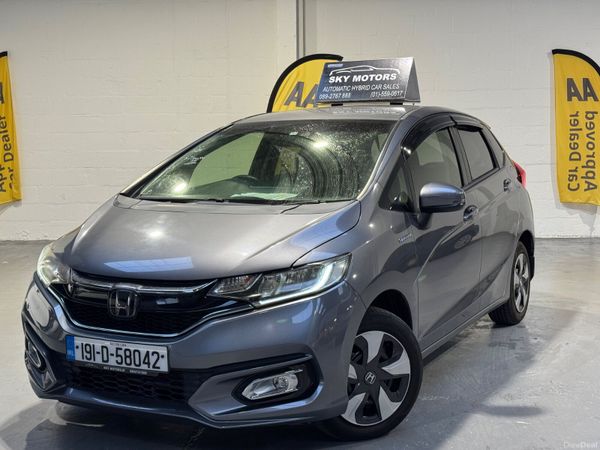 Honda Fit Hatchback, Petrol Hybrid, 2019, Grey