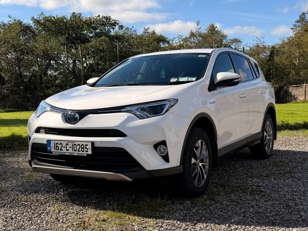 Toyota RAV4 SUV, Petrol Hybrid, 2016, White