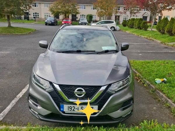 Nissan Qashqai MPV, Diesel, 2019, Grey