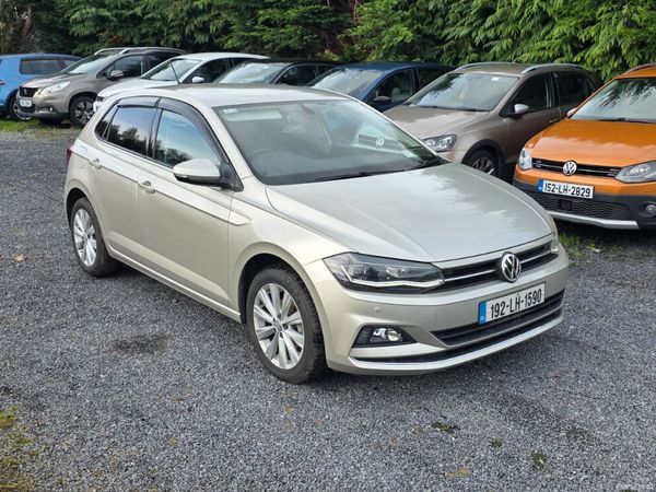 Volkswagen Polo Hatchback, Petrol, 2019, Gold