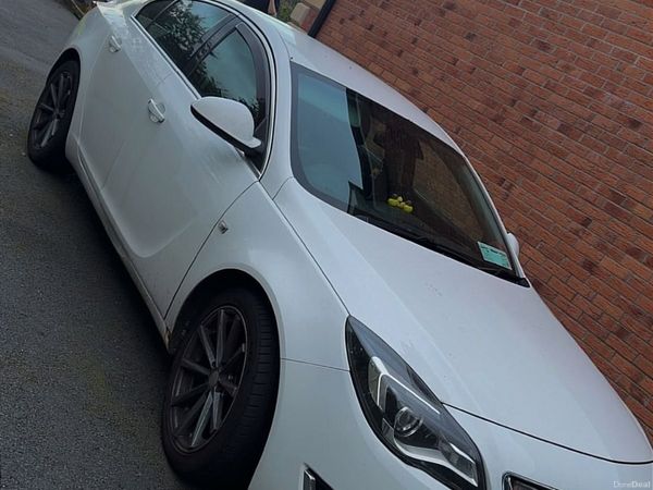 Audi A4 Saloon, Diesel, 2016, White
