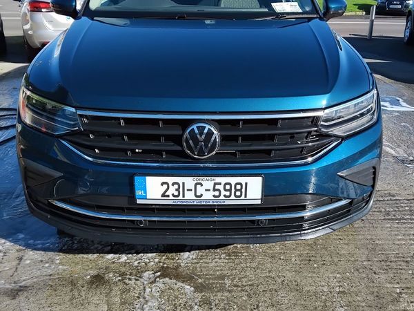 Volkswagen Tiguan SUV, Diesel, 2023, Blue