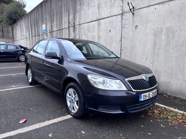 Skoda Octavia Hatchback, Diesel, 2009, Black