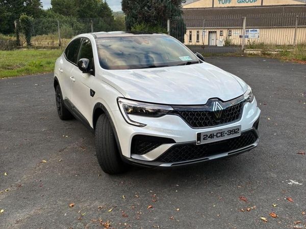 Renault Arkana Hatchback, Petrol, 2024, White
