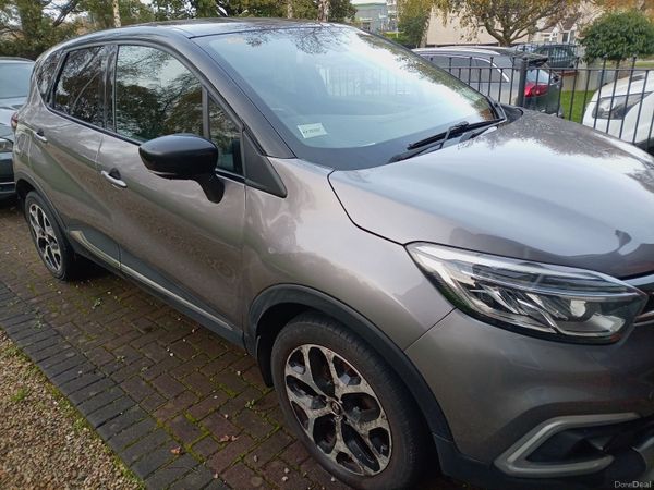 Renault Captur Hatchback, Diesel, 2018, Grey
