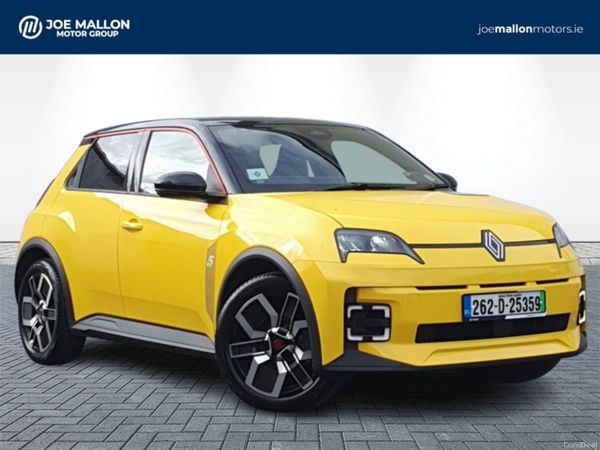 Renault 5 Hatchback, Electric, 2026, Yellow