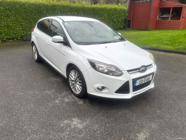 Ford Focus Hatchback, Petrol, 2013, White