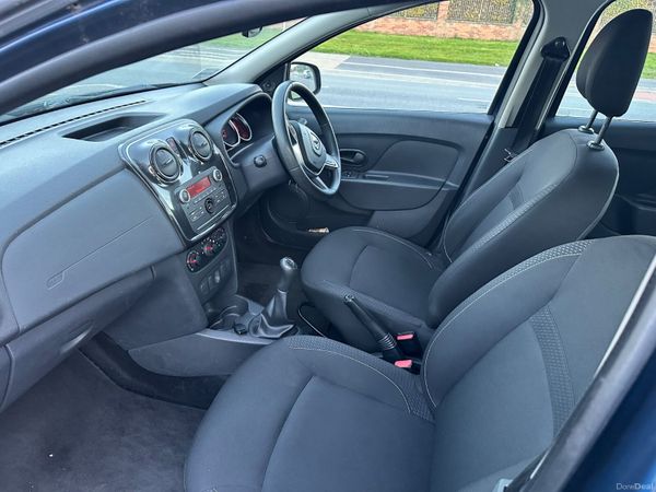 Volkswagen Touran MPV, Petrol, 2013, Black