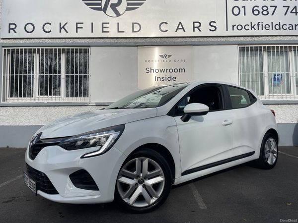 Renault Clio Hatchback, Petrol, 2022, White