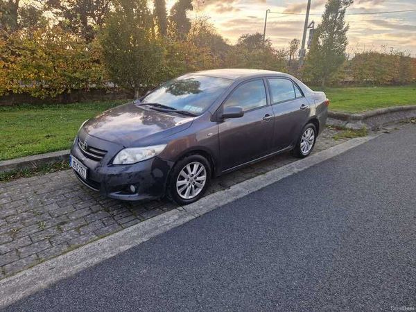 Toyota Corolla Saloon, Petrol, 2009, Grey