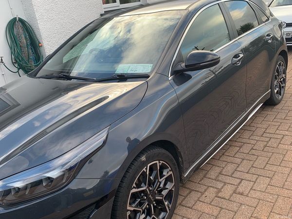 Kia Ceed Hatchback, Diesel Hybrid, 2022, Grey