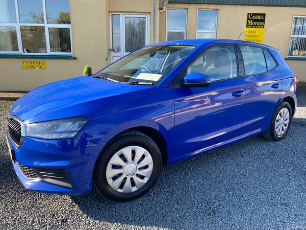 Skoda Fabia Hatchback, Petrol, 2023, Blue