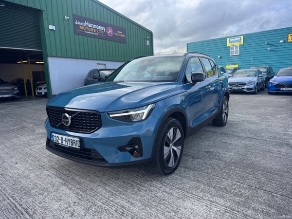 Volvo XC40 Estate, Petrol Hybrid, 2023, Blue