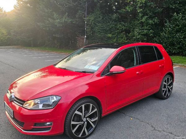Volkswagen Golf Estate, Diesel, 2017, Red