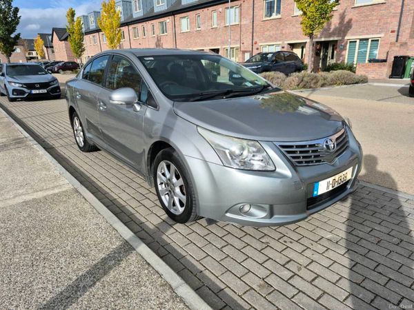 Toyota Avensis Saloon, Diesel, 2011, Grey
