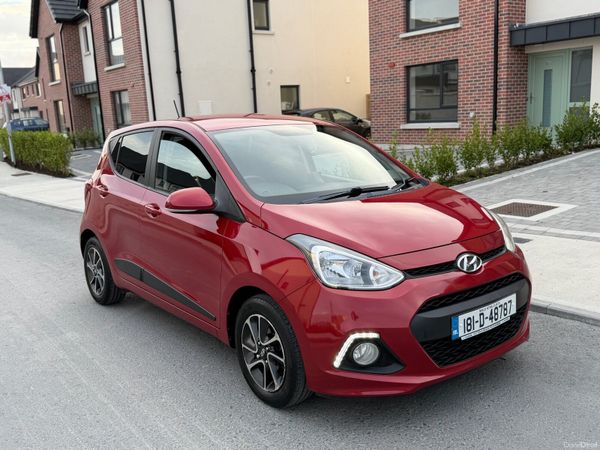 Hyundai i10 Hatchback, Petrol, 2018, Red