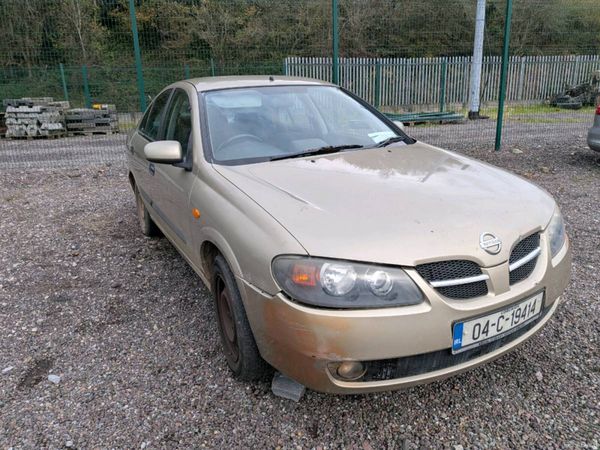 Nissan Almera Saloon, Petrol, 2004, Gold