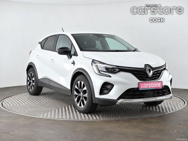 Renault Captur Hatchback, Petrol, 2024, White