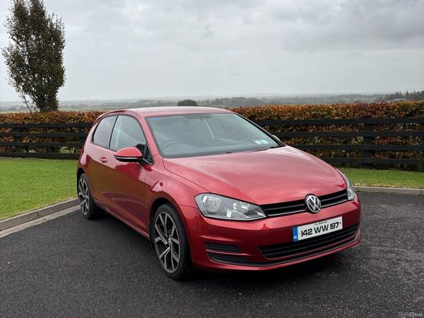 Volkswagen Golf Estate, Diesel, 2014, Red