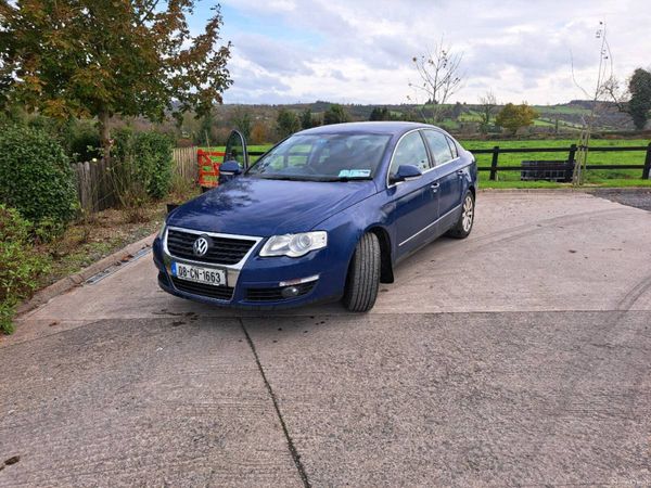 Volkswagen Passat Saloon, Diesel, 2008, Blue