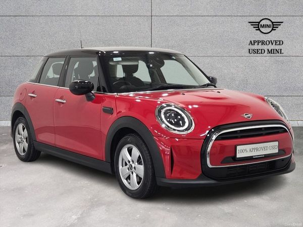Mini Cooper Hatchback, Petrol, 2023, Red