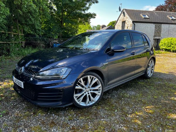 Volkswagen Golf Hatchback, Diesel, 2014, Blue