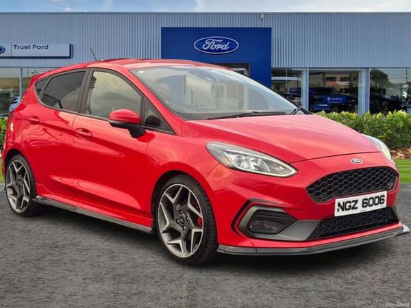 Ford Fiesta Hatchback, Petrol, 2019, Red