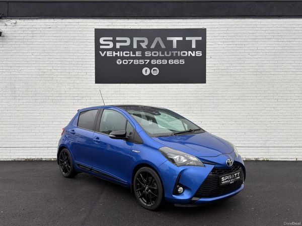 Toyota Yaris Hatchback, Petrol Hybrid, 2020, Blue