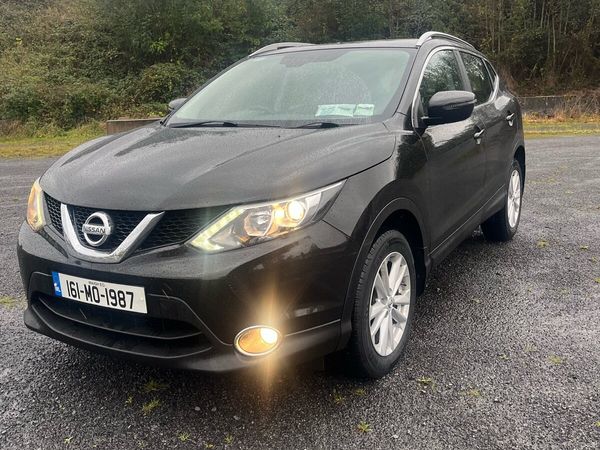 Nissan Qashqai Hatchback, Diesel, 2016, Black